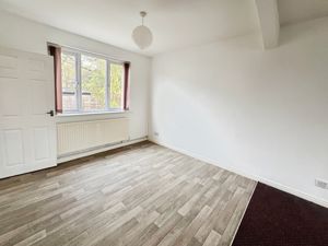 Bedroom- click for photo gallery